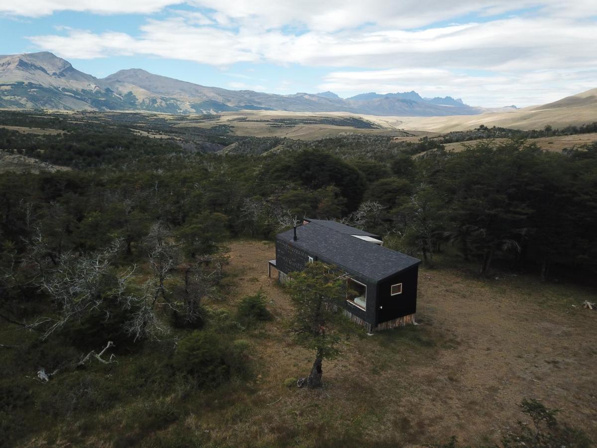 فيلا Cabana En Laguna Azul Patagonia Bagual Torres del Paine National Park المظهر الخارجي الصورة